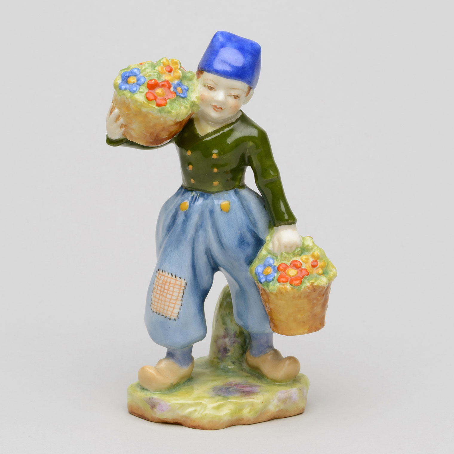 Figurine | Museum of Royal Worcester