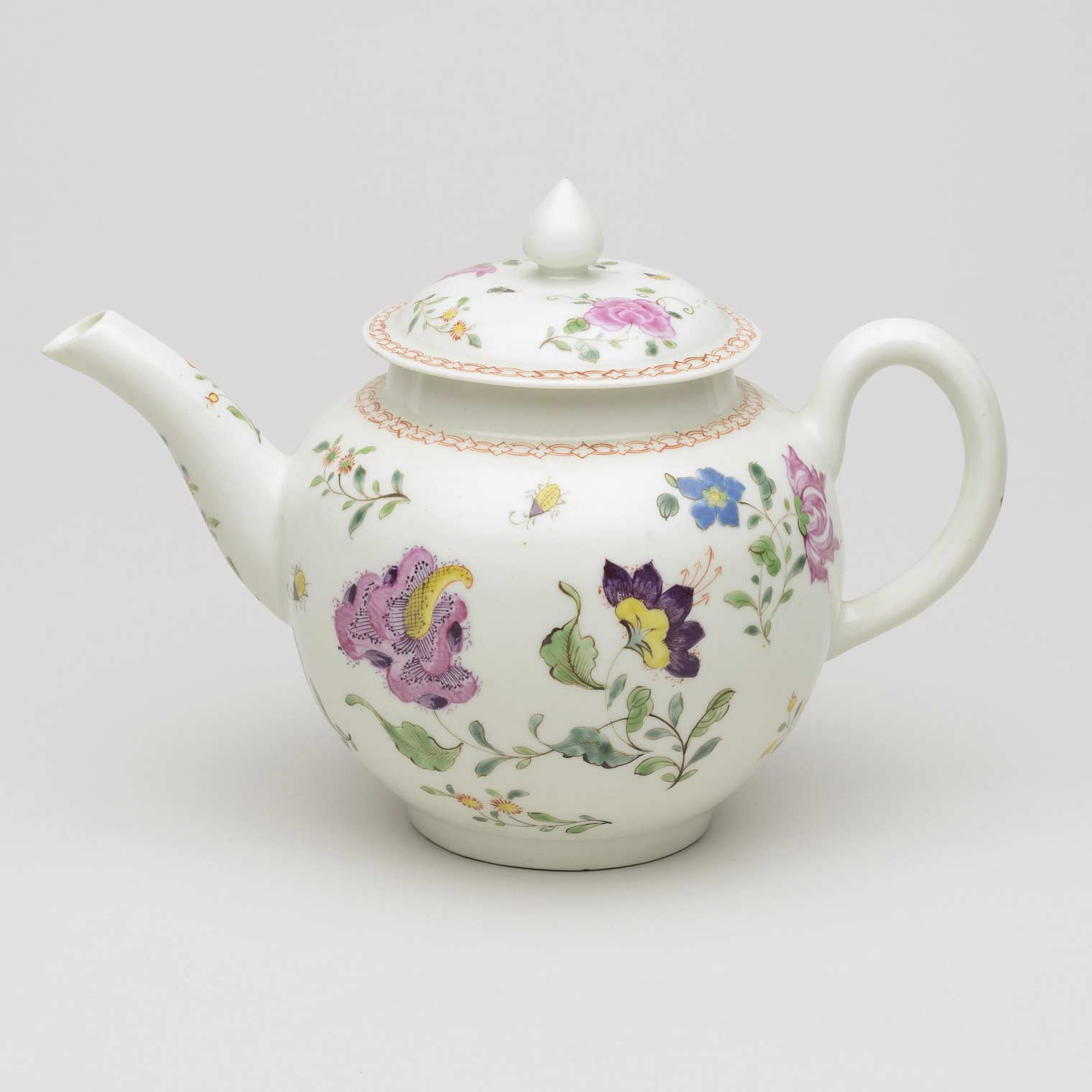 Teapot | Museum of Royal Worcester