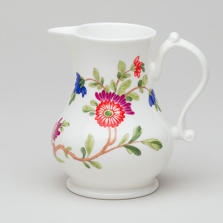 Scratchcross jug | Museum of Royal Worcester